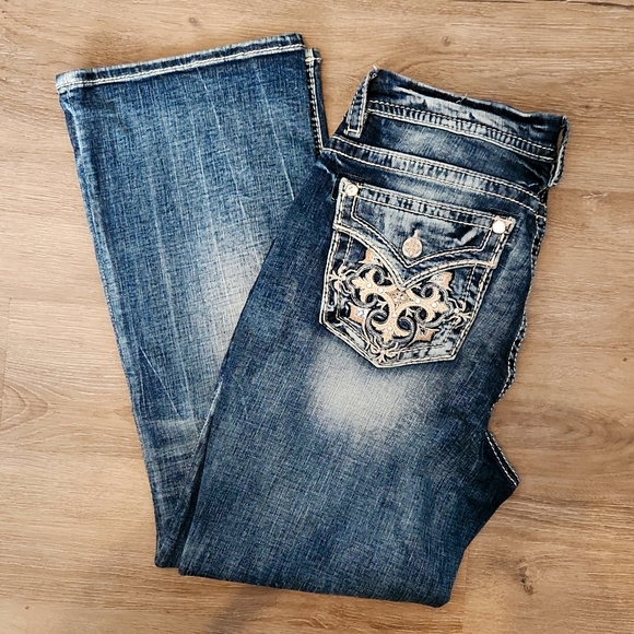 Miss Me Curvy Boot cut - Picture 1 of 2